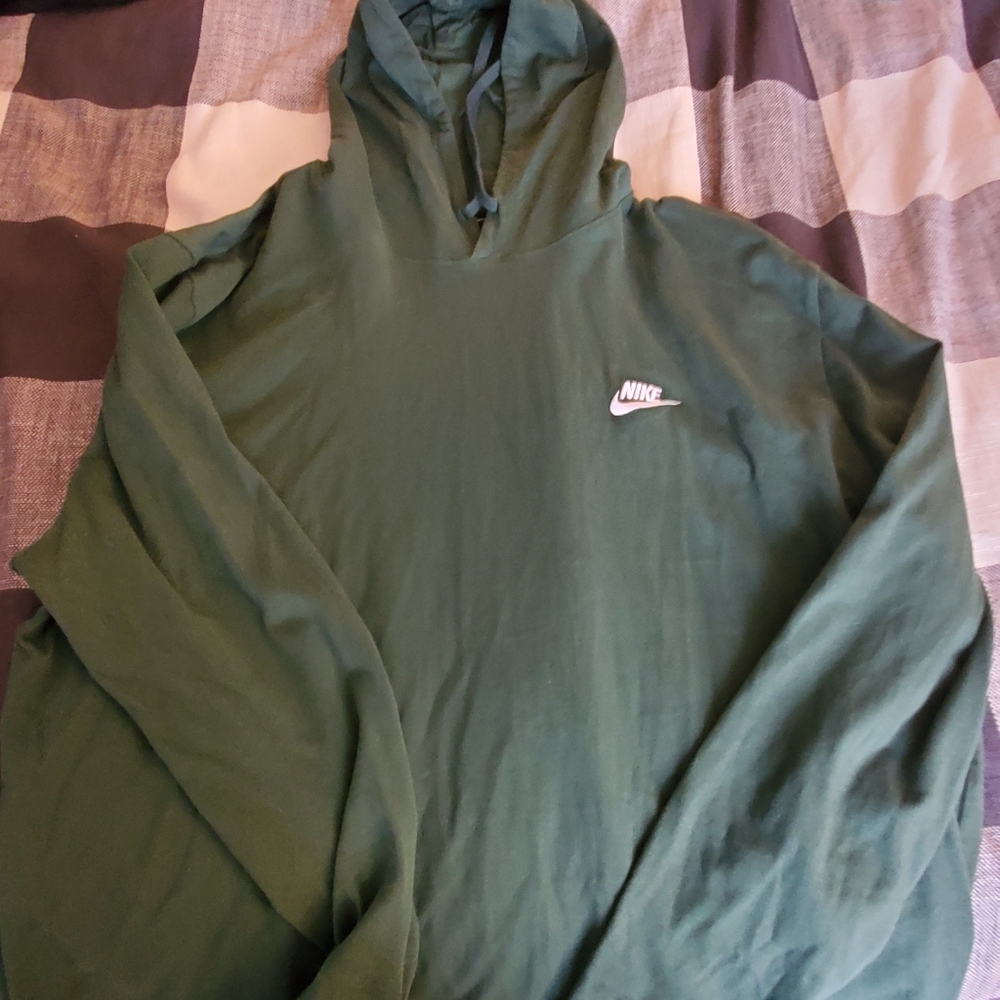 Nike long sleeve shirt